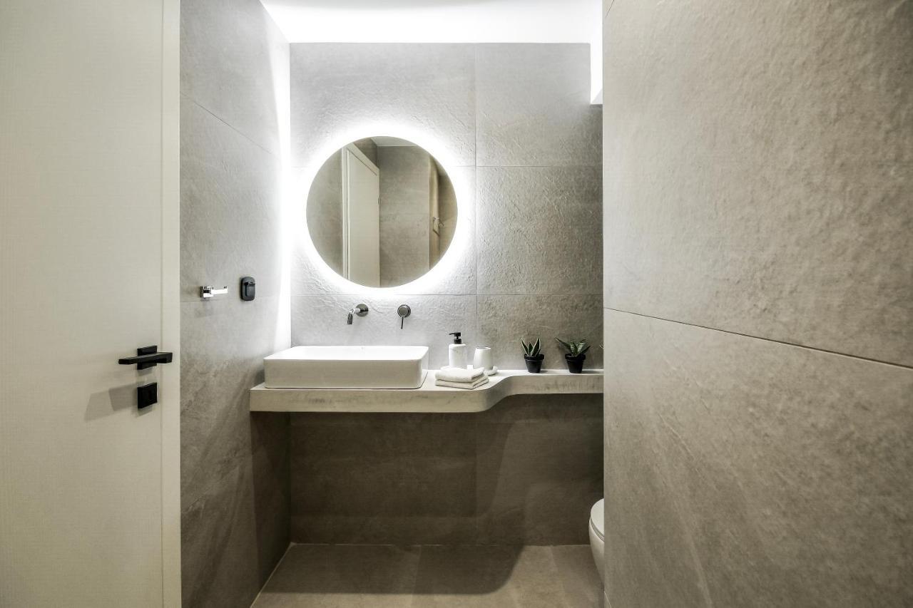 Luxury Downtown Apartment C2 Thessaloniki Exterior photo